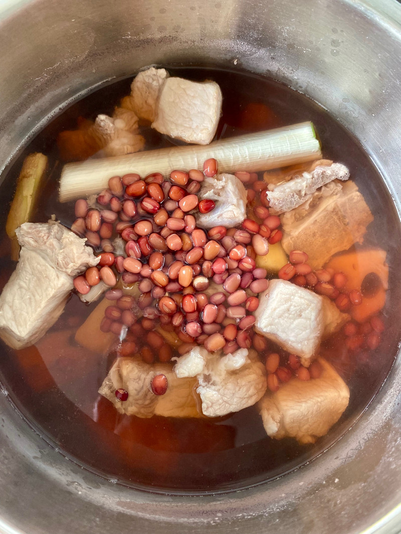 红豆莲藕排骨汤