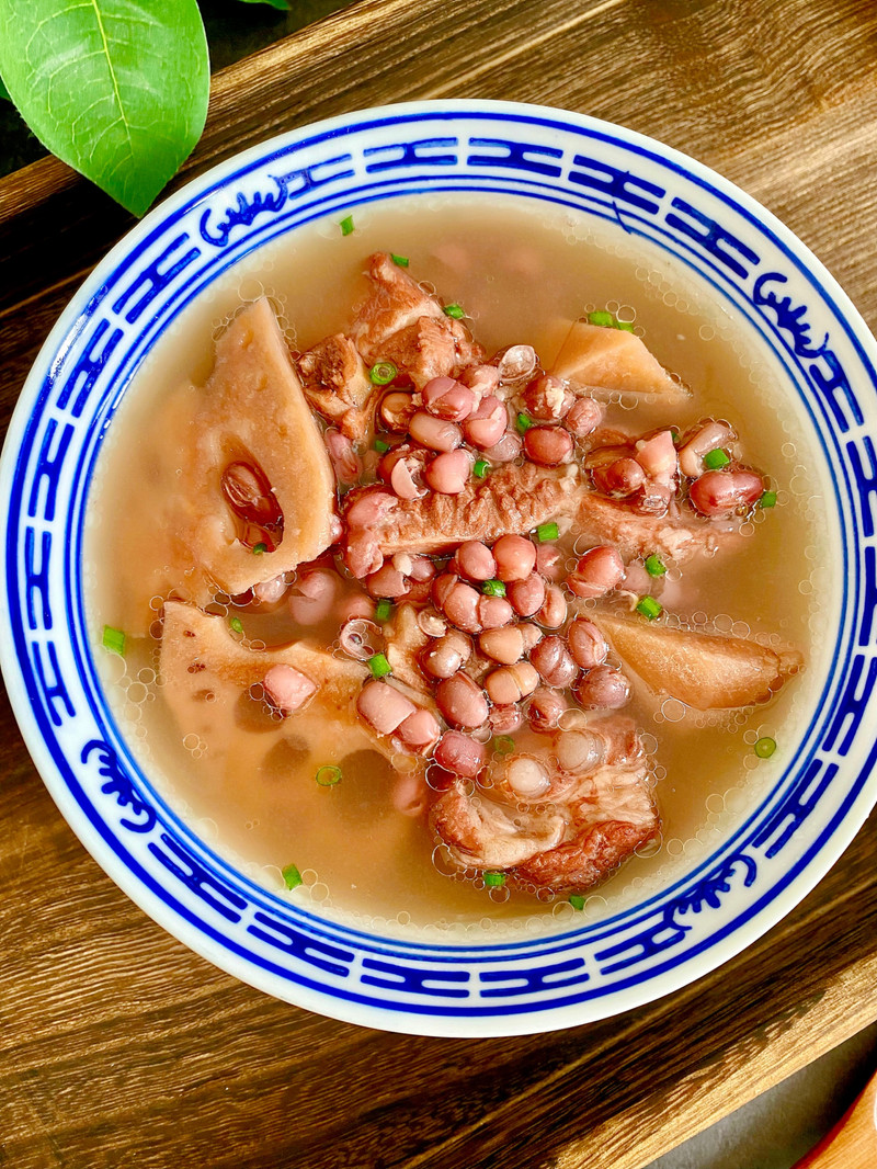 红豆莲藕排骨汤