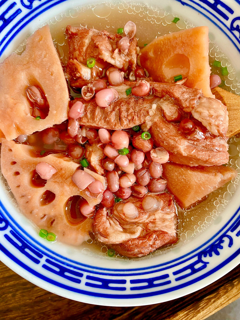 红豆莲藕排骨汤