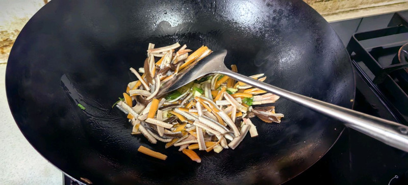 白烧茭白鳝丝