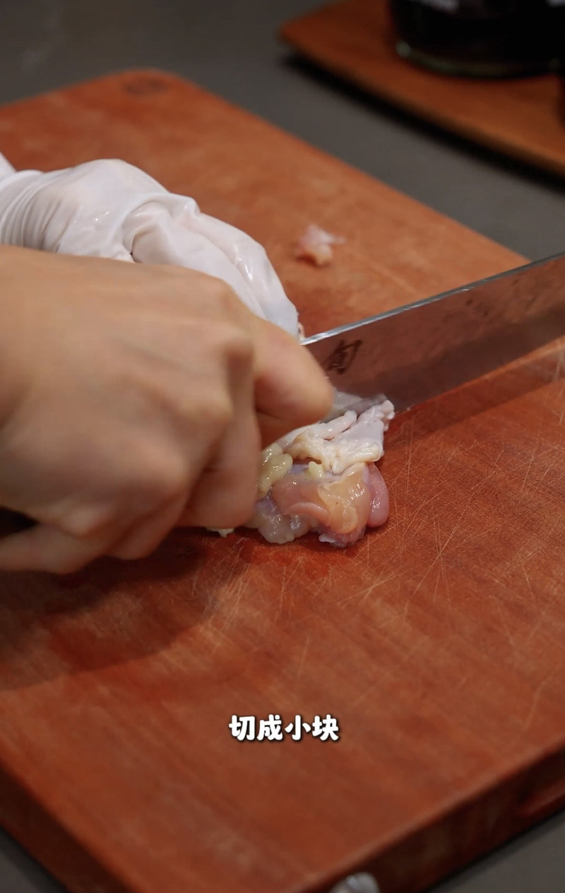一锅鲜掉眉毛！无水鸡肉蔬菜锅的神仙吃法