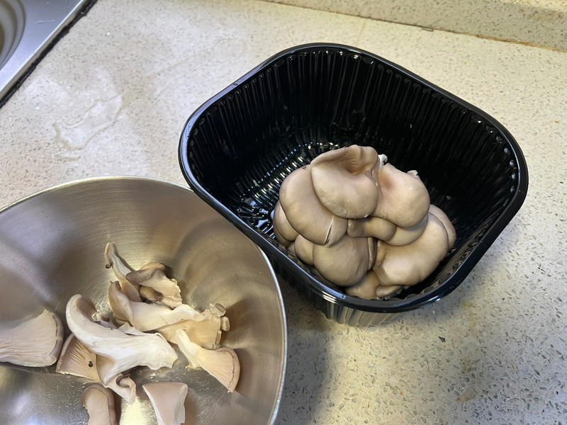 炸平菇