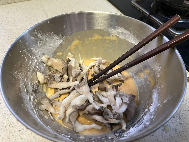 炸平菇