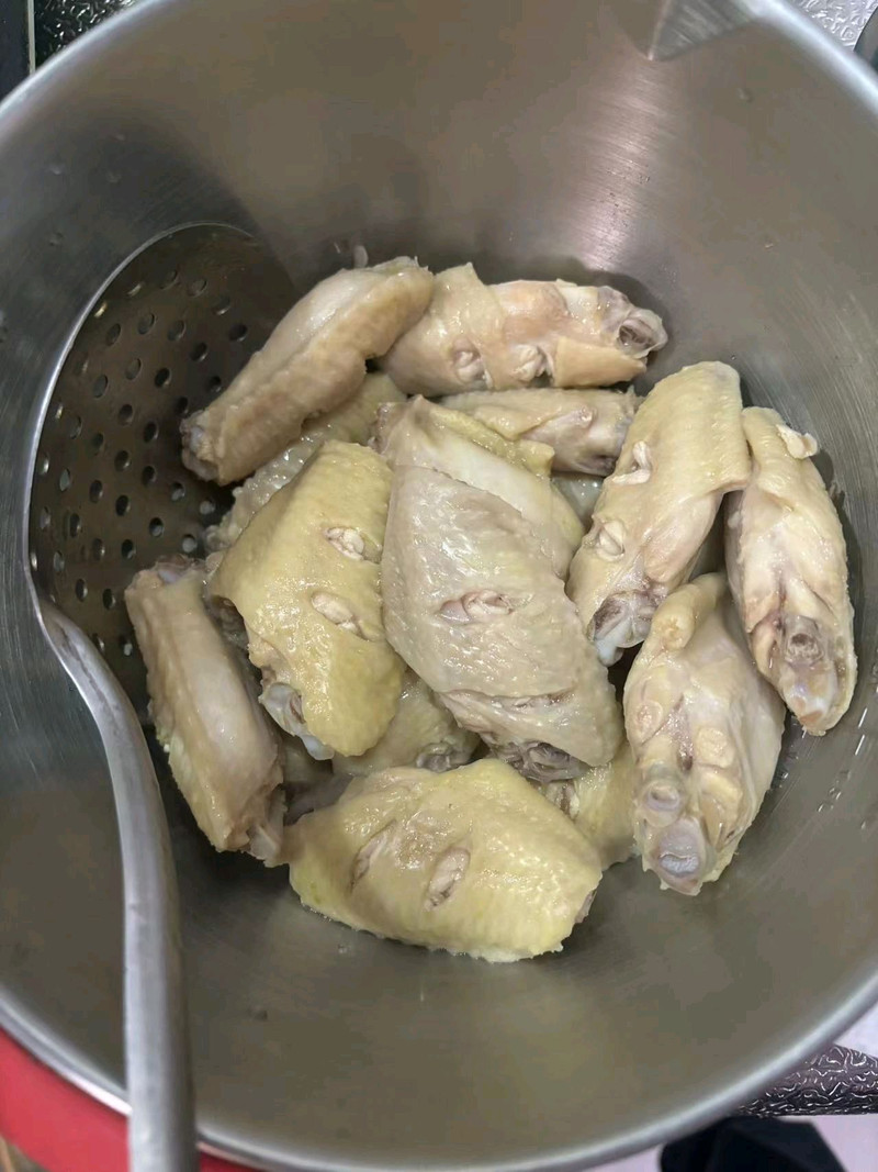 卤鸡翅
