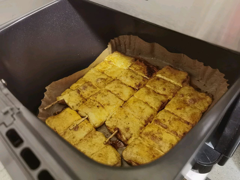 麻辣爆浆豆腐，空气炸锅新吃法！
