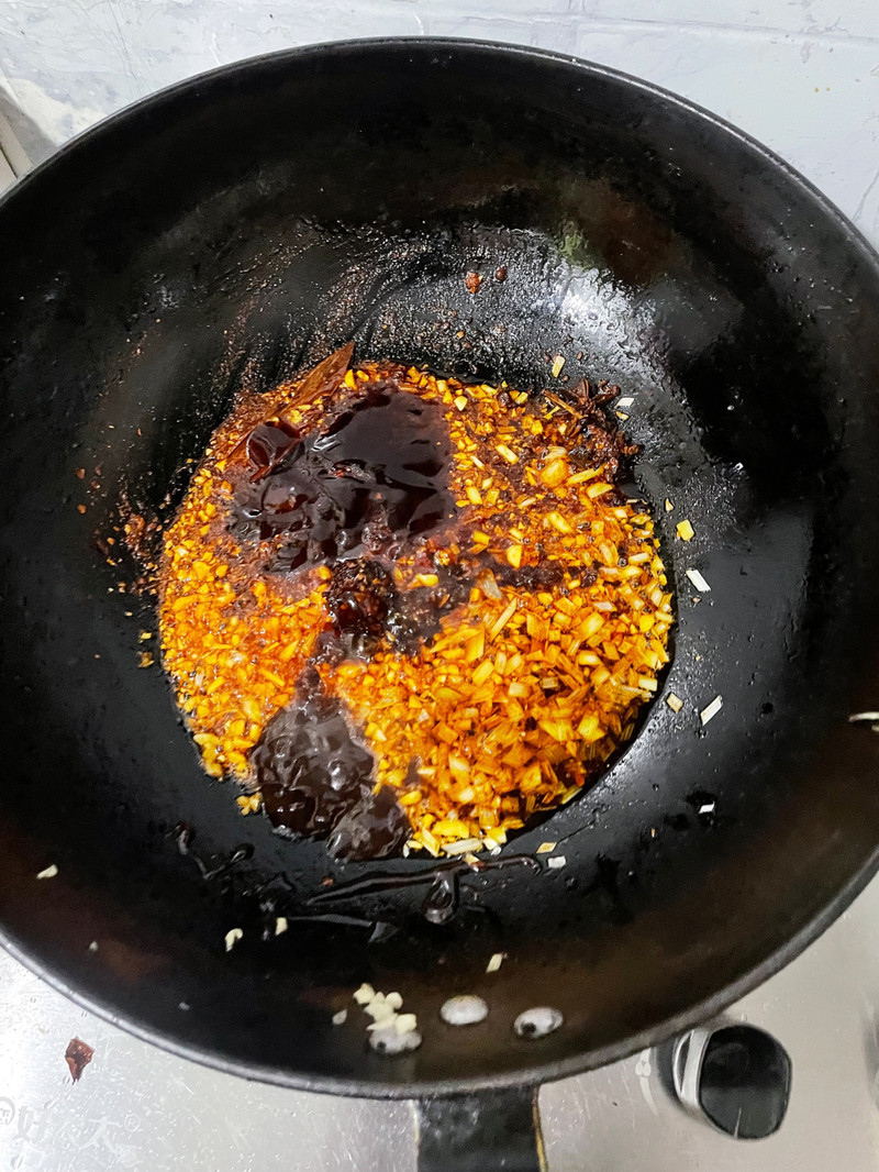 土豆炖牛脊骨