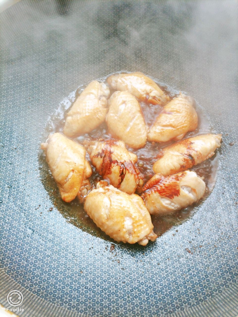 青红椒炒鸡翅中