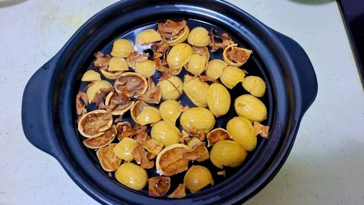 核桃壳煮鸡蛋