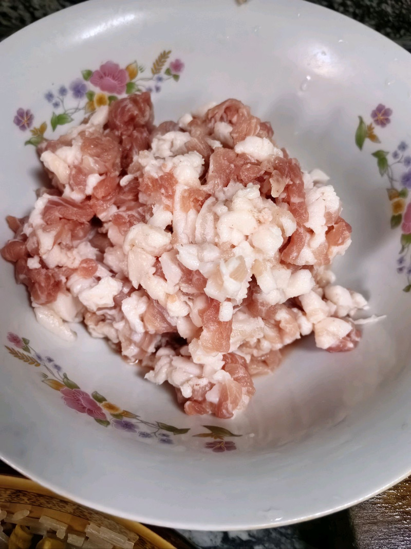 家常小包子（酸豆角、五花肉）