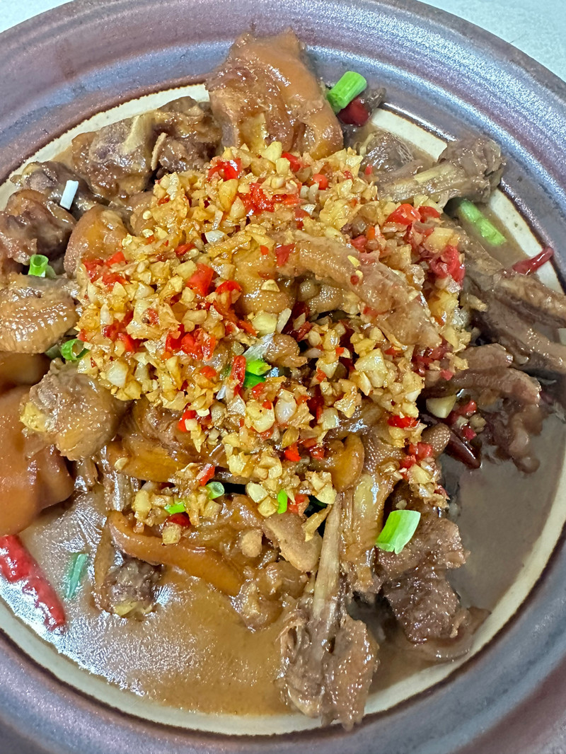 猪脚烧鸡爪 真的是香迷糊了好好吃 精品 独家