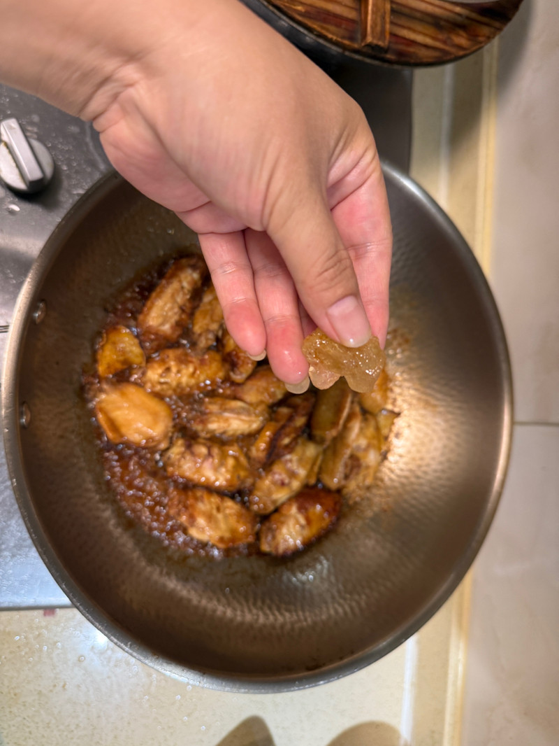 宝宝爱吃的蒜香柠檬汁汁嫩鸡翅开胃酸咸香的味道