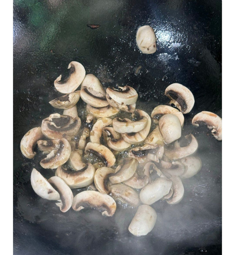 口蘑鸡翅