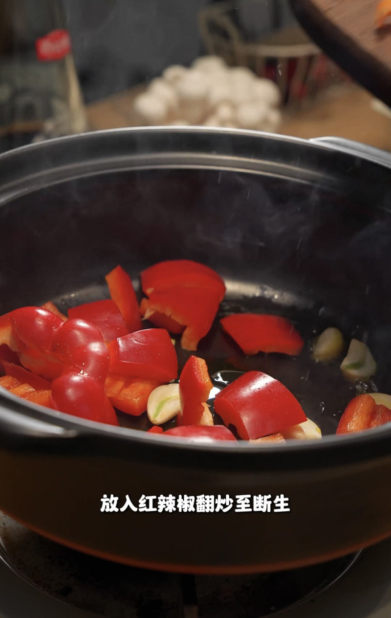 零失败！这锅菌菇煲，让普通蘑菇秒变“下饭刺客”