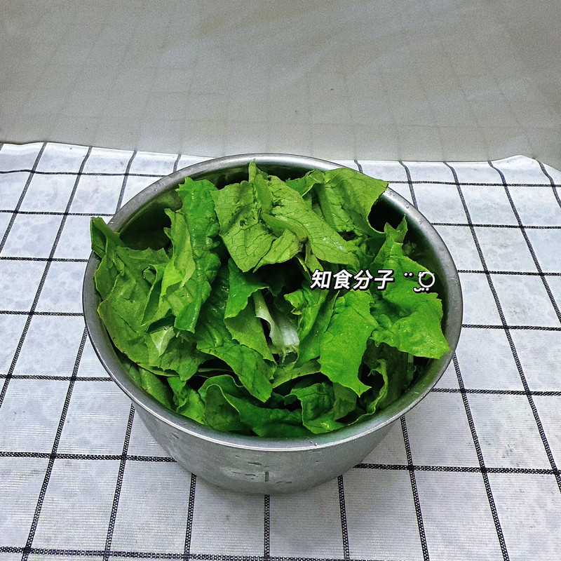 豆豉鲮鱼炒油麦菜
