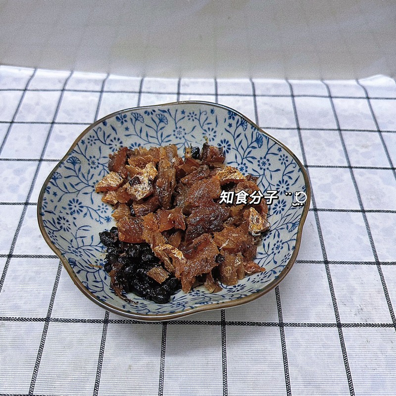 豆豉鲮鱼炒油麦菜