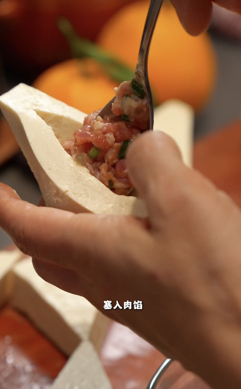 舌尖上的客家风味：一口沦陷的酿豆腐