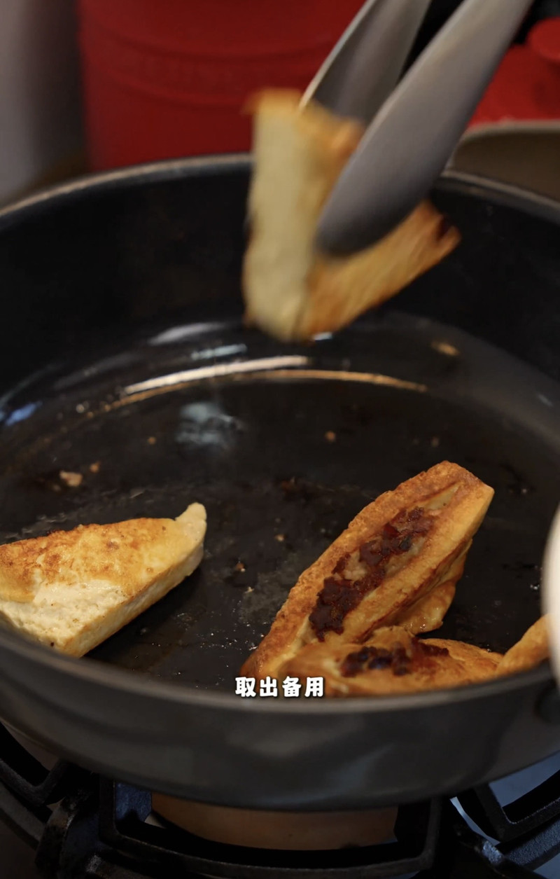 舌尖上的客家风味：一口沦陷的酿豆腐
