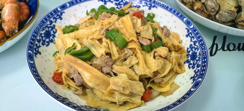腐竹炒肉