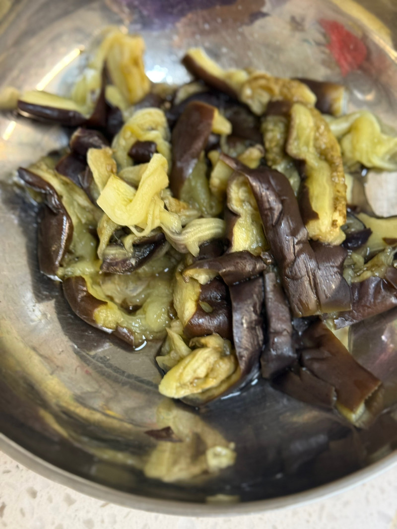 拌上大米饭香迷糊｜烧椒土豆泥拌茄子