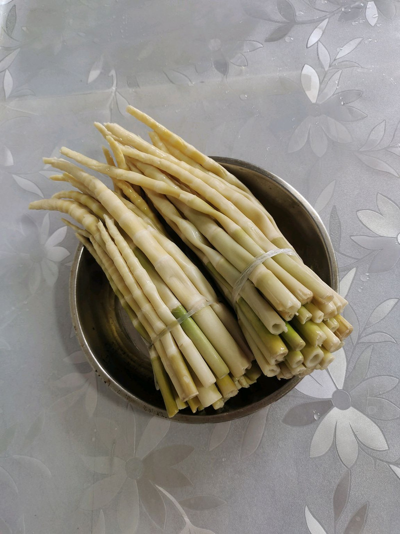 泡椒酸笋