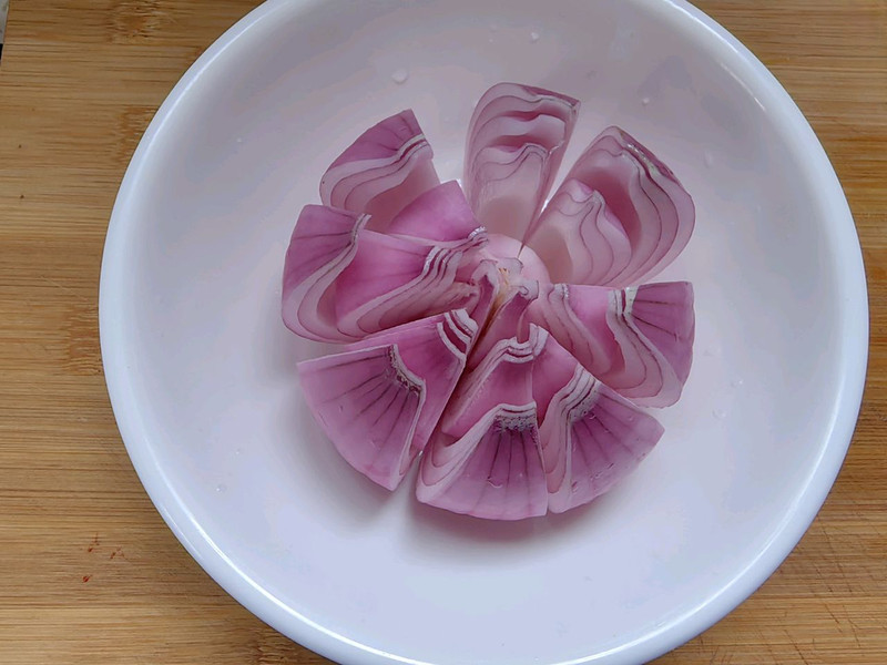餐桌上的出水芙蓉——洋葱蒸蛋羹