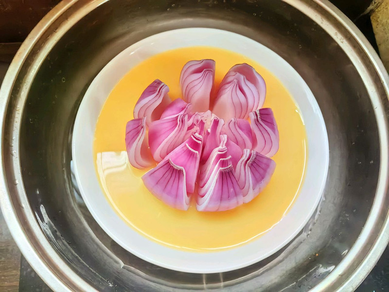 餐桌上的出水芙蓉——洋葱蒸蛋羹