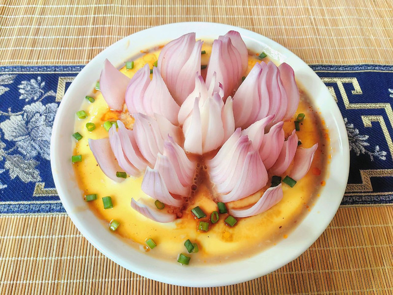 餐桌上的出水芙蓉——洋葱蒸蛋羹