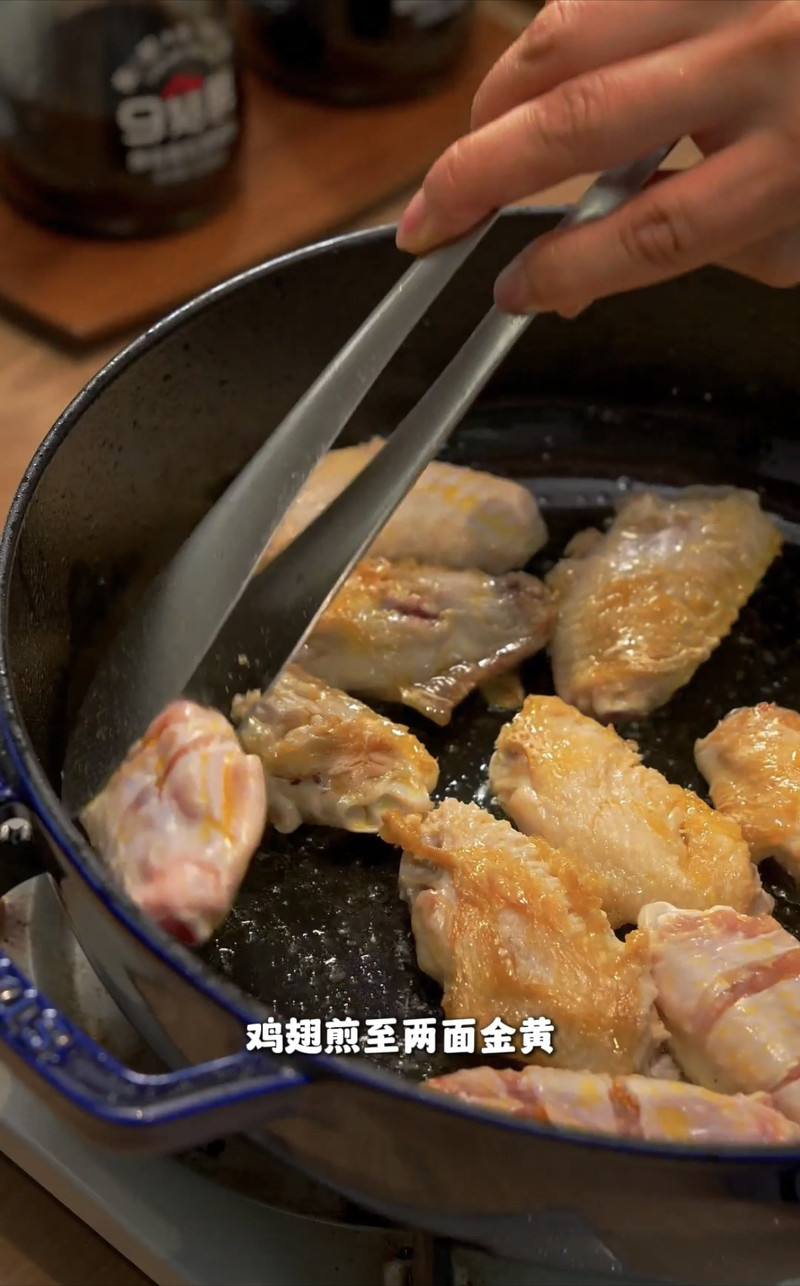 一口入魂！日式萝卜鸡翅煮的神仙搭配