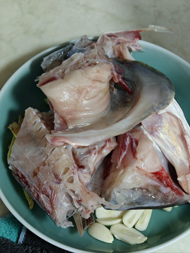 鱼头豆腐汤
