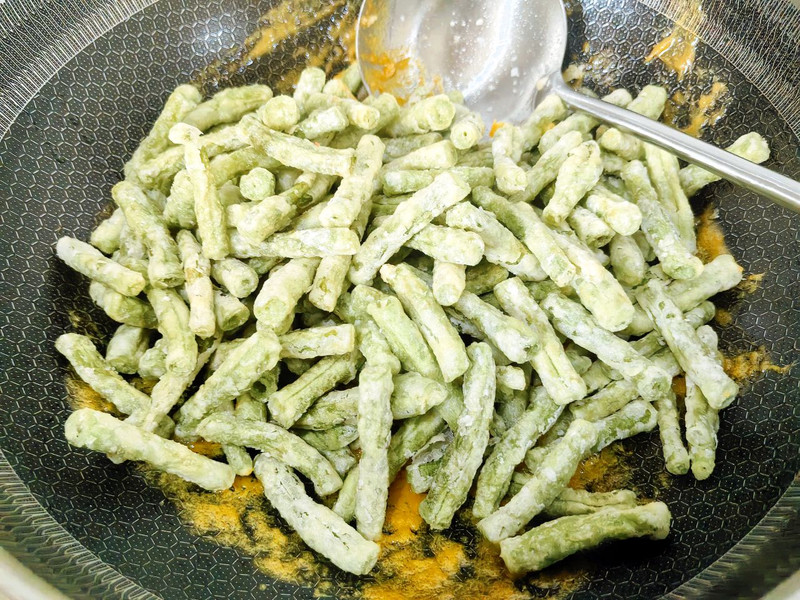 蛋黄焗豆角