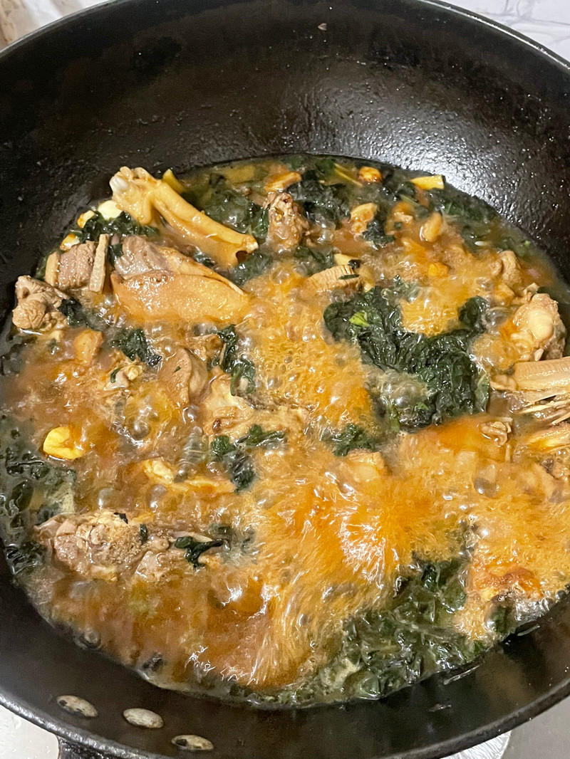 紫苏焖鸭 紫苏焖鸭