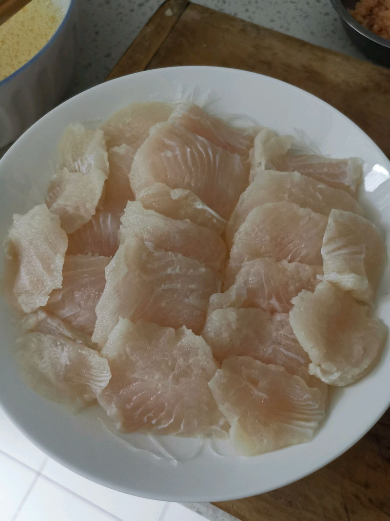 蒜蓉粉丝蒸巴沙鱼