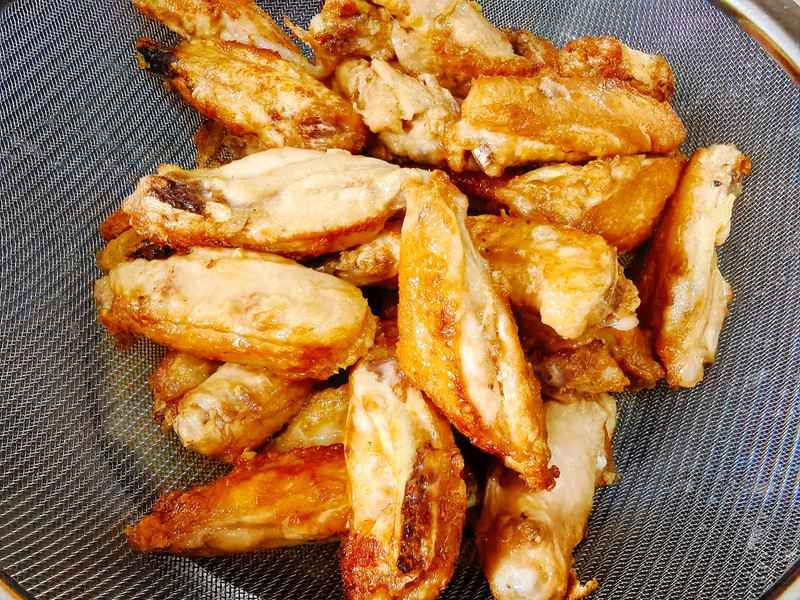 避风塘鸡翅