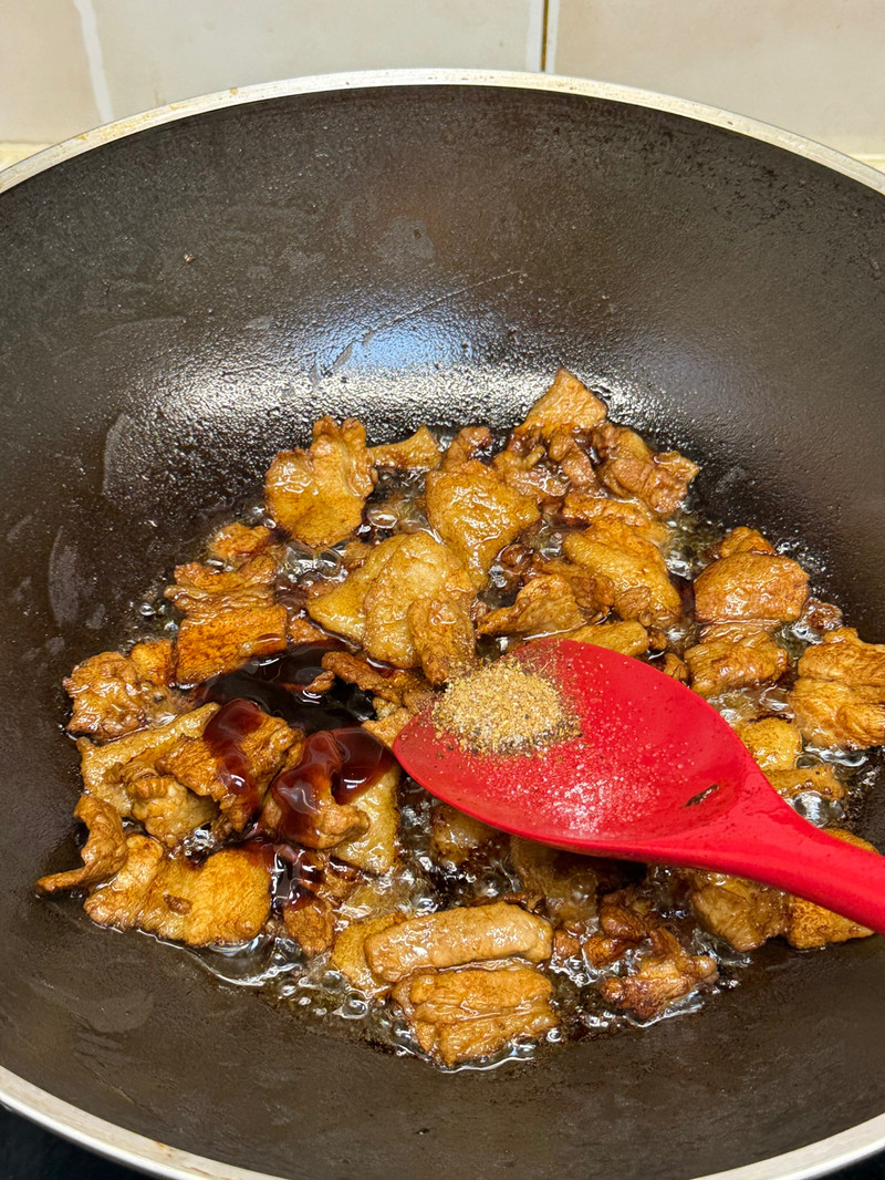 子姜素鸡回锅肉