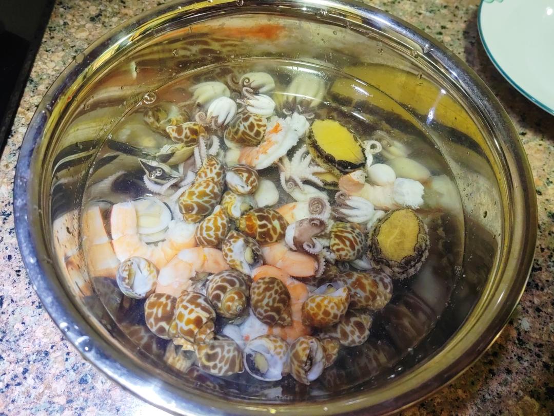 捞汁小海鲜