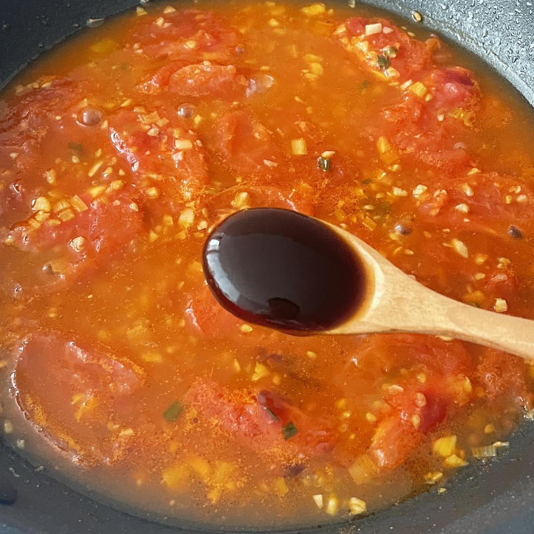 酸甜浓郁～超开胃番茄滑蛋牛肉饭