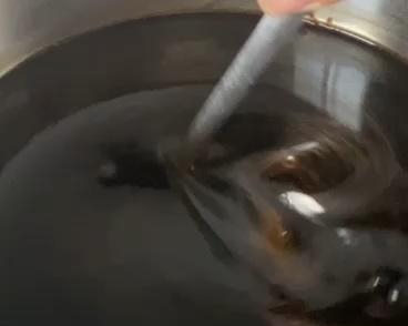 如何熬出光滑嫩嫩的烧仙草黑凉粉