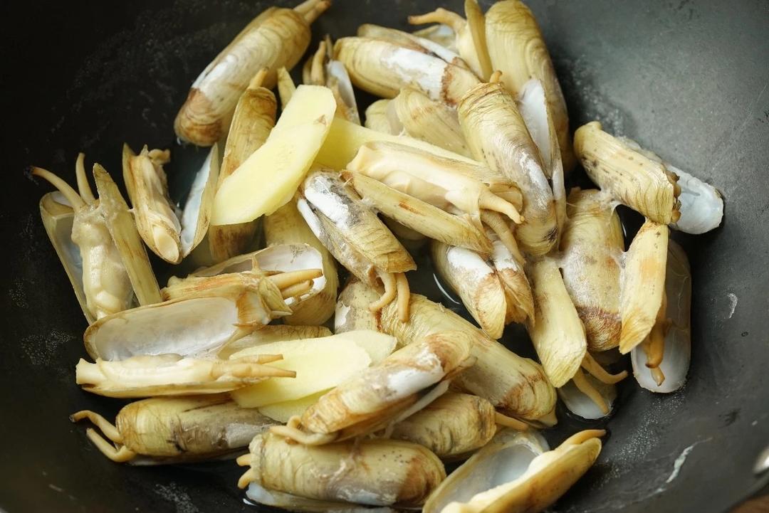 丝瓜炒蛏子