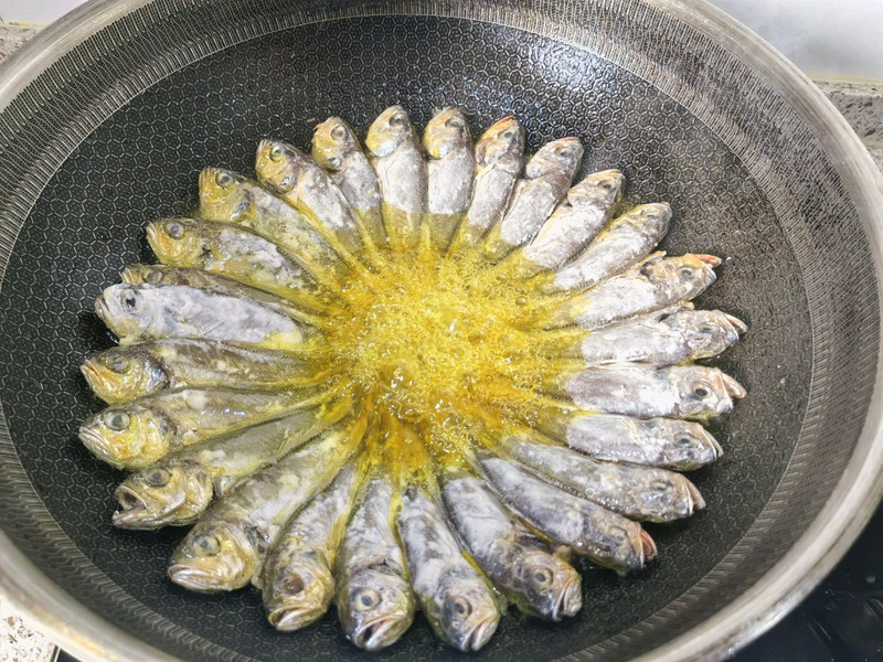 香煎小黄花