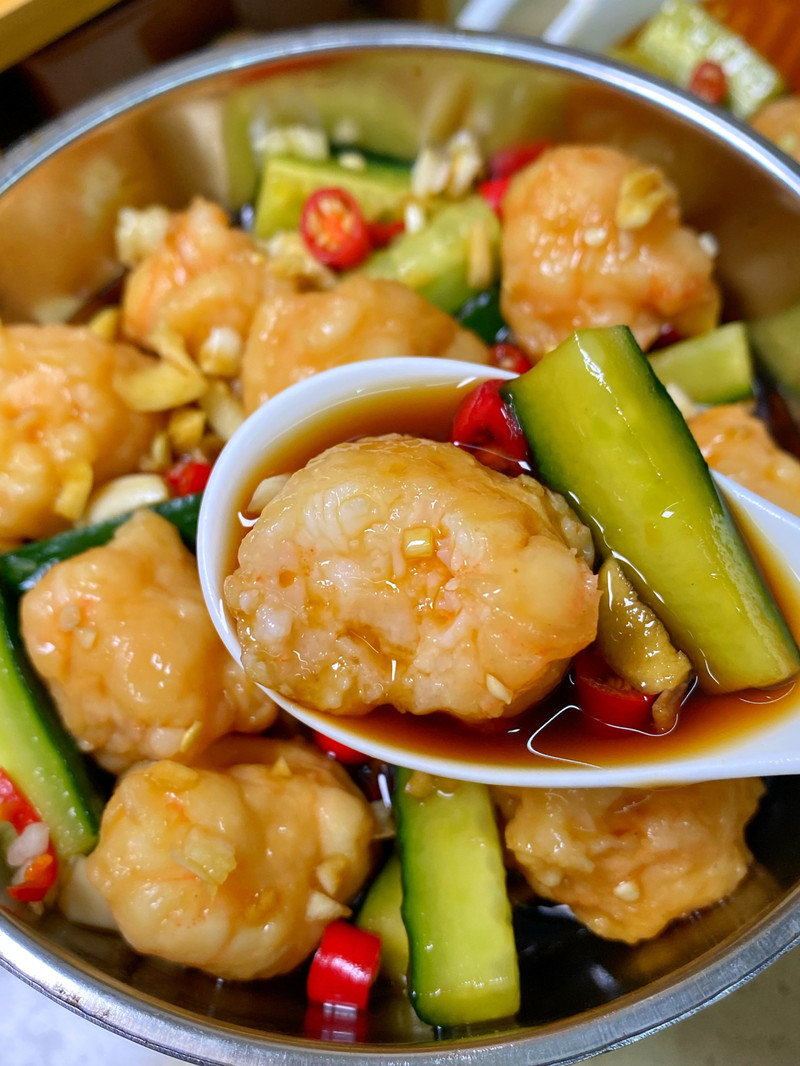 低卡减脂餐！清爽可口的凉拌黄瓜虾球