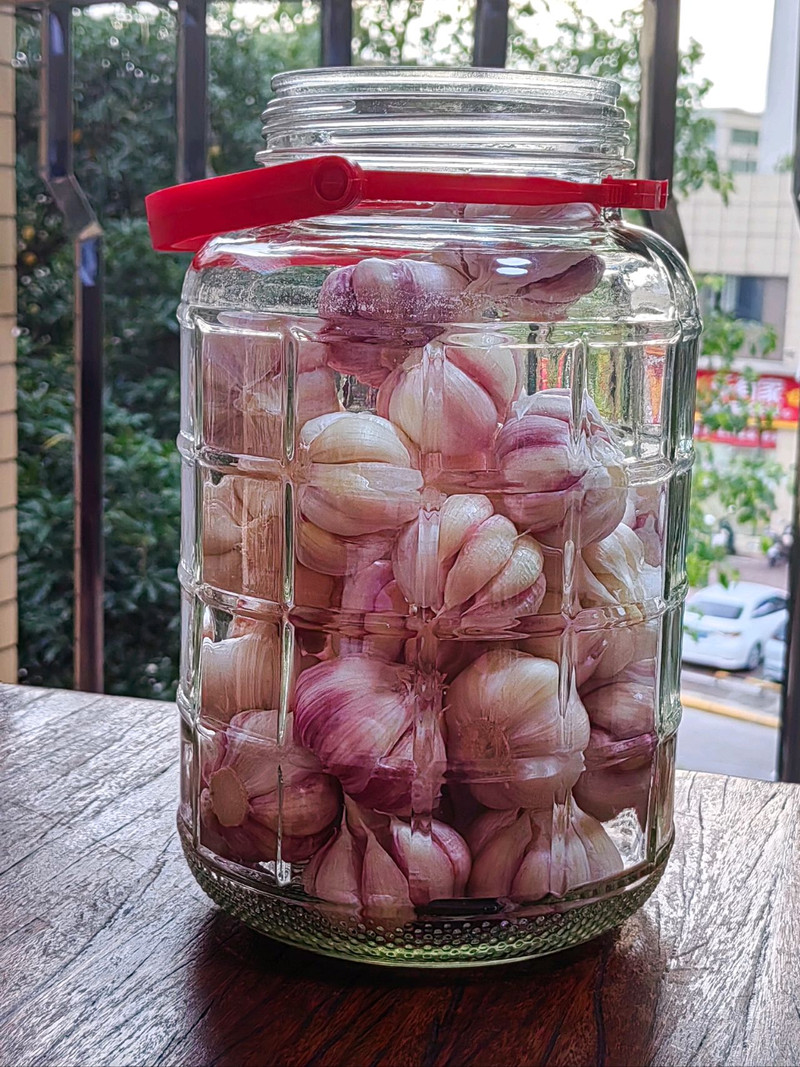 自制开胃神器～糖醋蒜