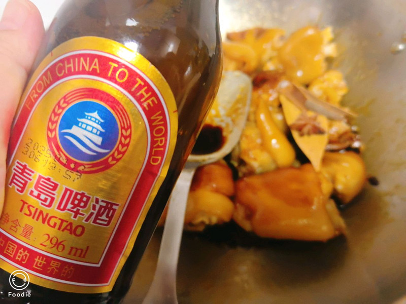 黄豆焖猪蹄