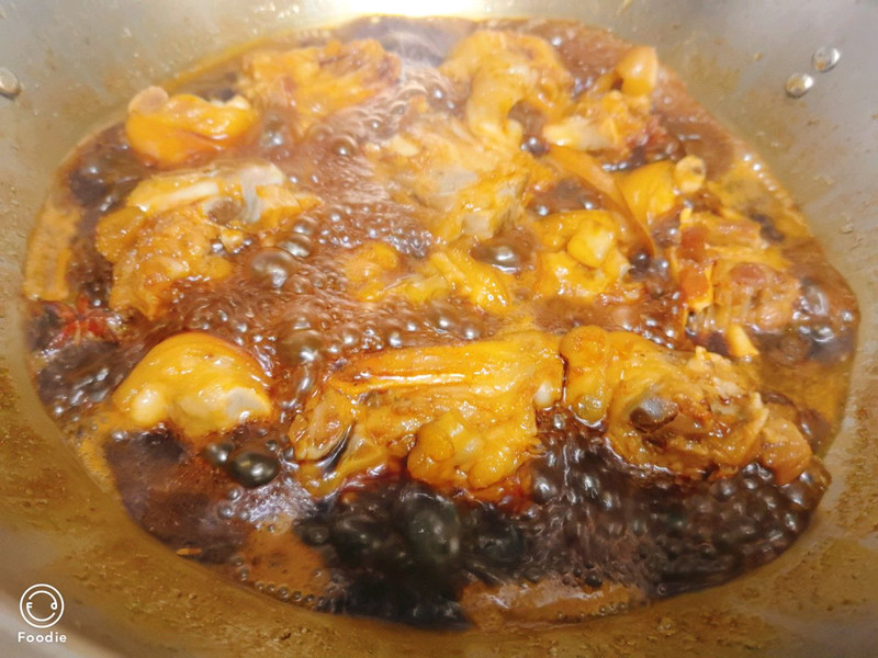 黄豆焖猪蹄