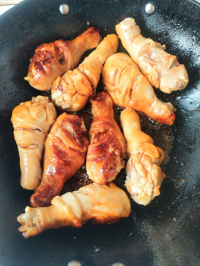一口入魂的红烧鸡腿