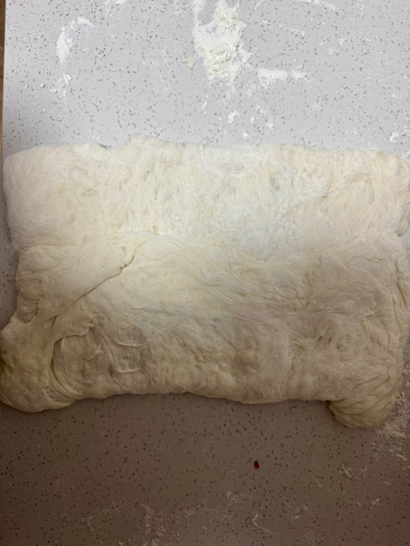 又香又软的免揉土豆腊肠面包