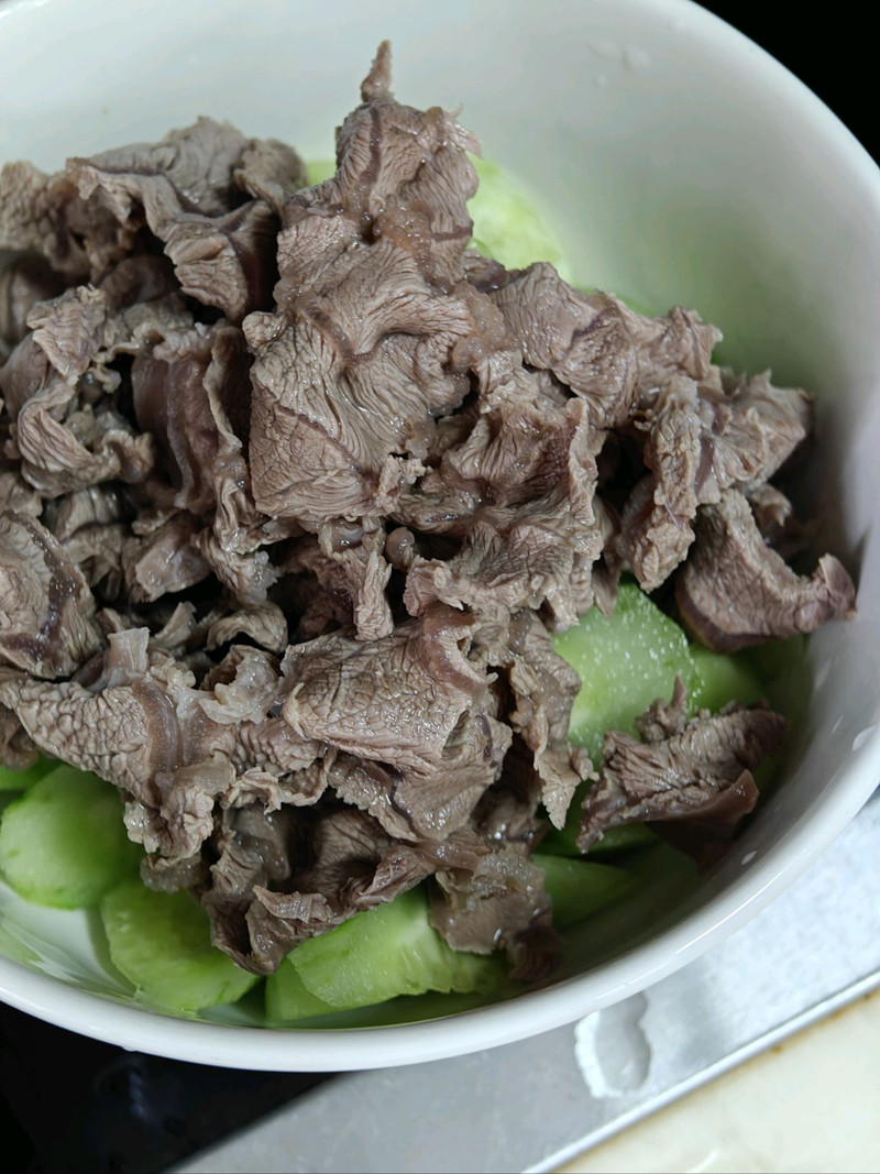 潘氏黄瓜拌牛肉