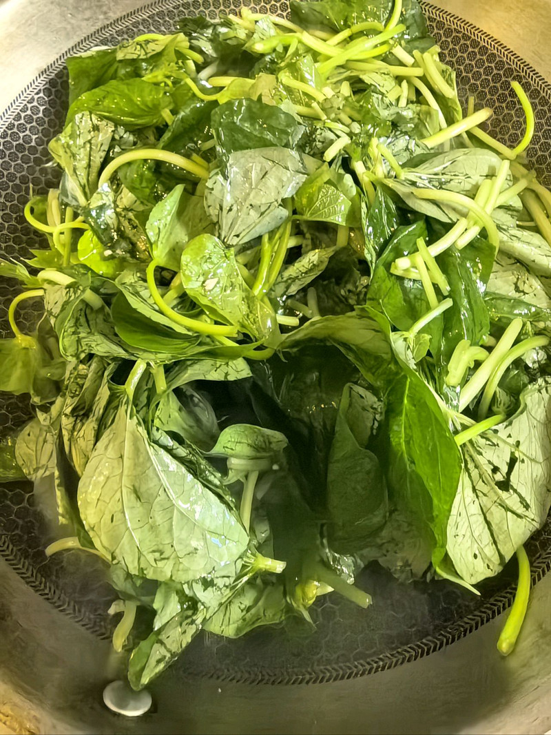 蒜泥番薯叶