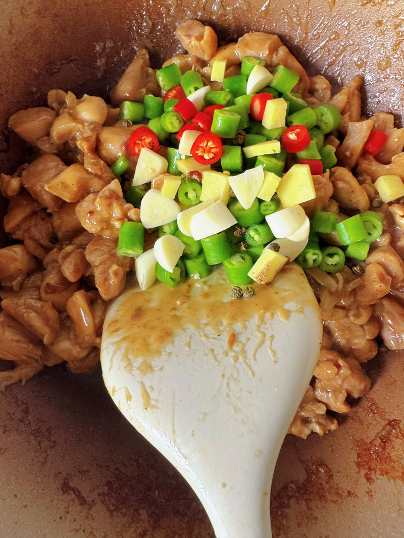 小炒鸡丁