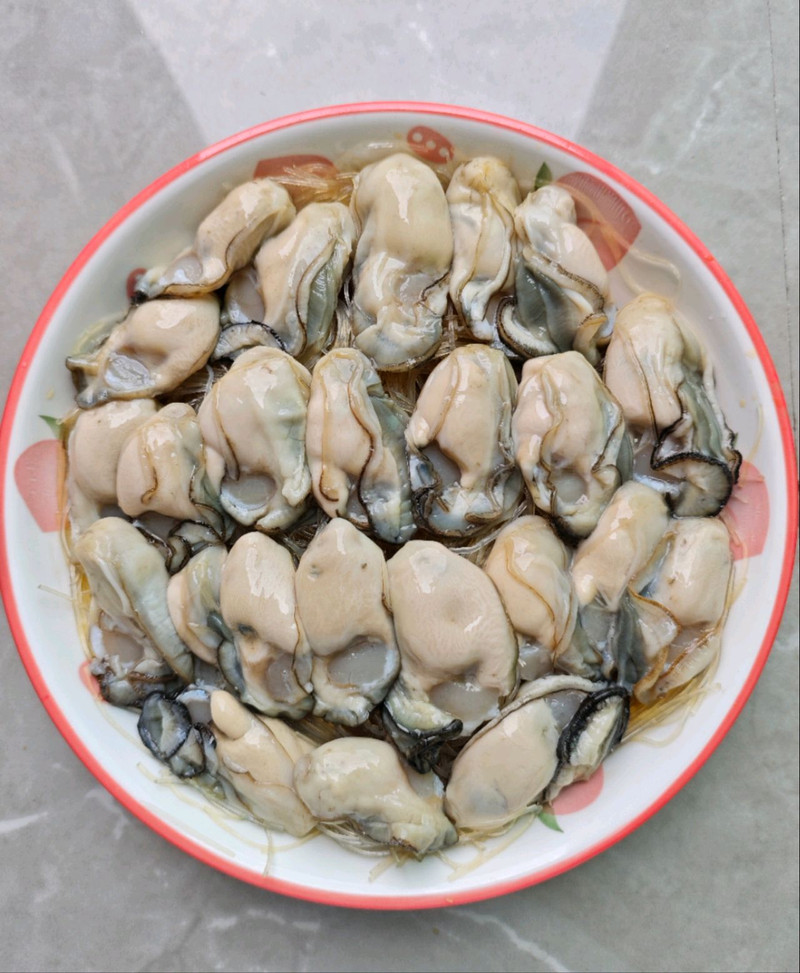 蒜蓉生蚝蒸粉丝
