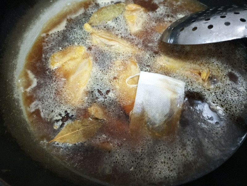 卤鸡腿